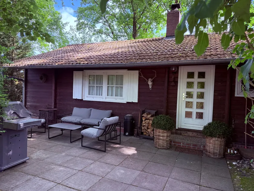Calluna Hunting Lodge - Image 1