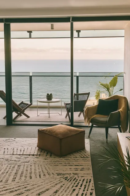 Level 40 Panoramic Ocean View • Free parking - Image 1