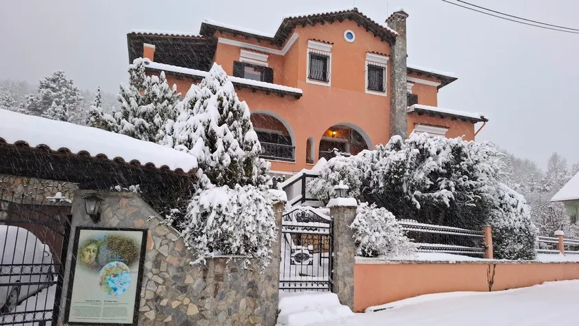 Villa Tethys Mountain Resort - Image 1