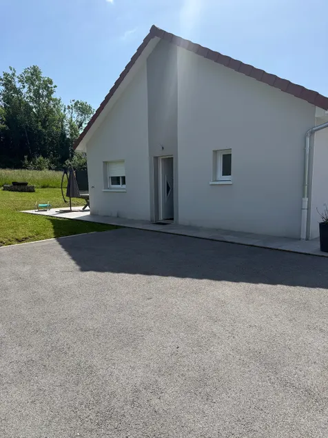 2-star furnished tourist apartment - Image 1