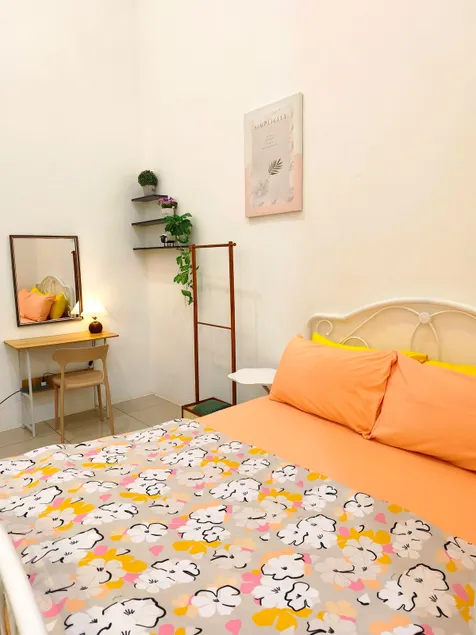 D’Diana Cozy Retreat | 4BR Aircond•Netflix - Image 1
