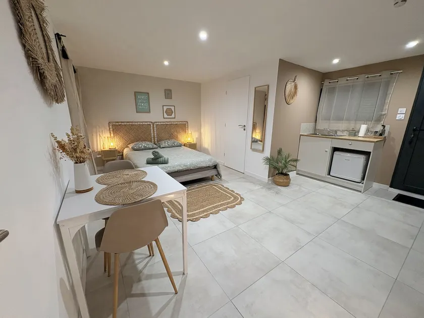 The small studio in Castelnau, 20 minutes from the beaches - Image 1