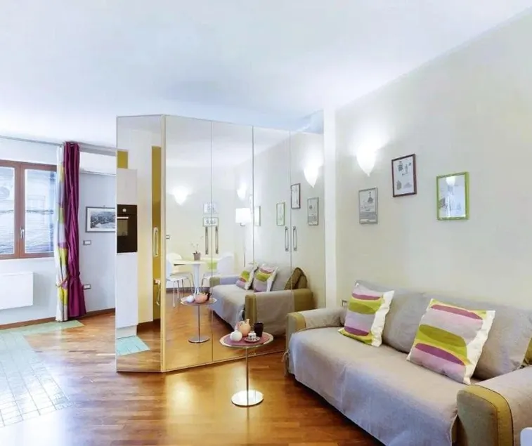 Central Apartment - Image 1