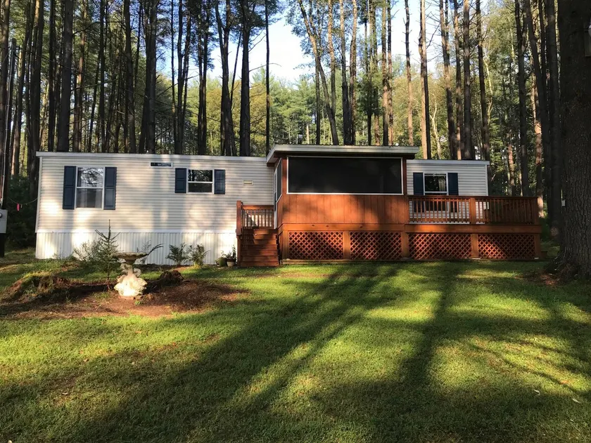 Peaceful Pines Where nature meets casual comfort - Image 1