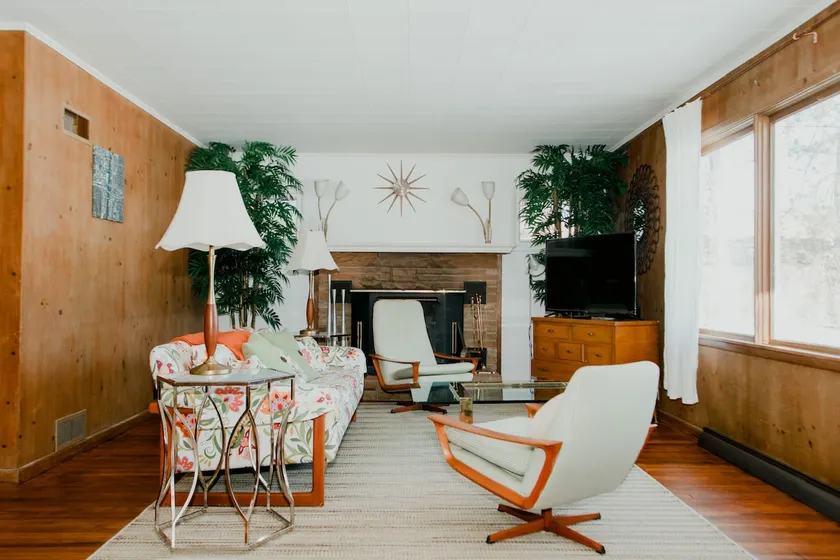 Retro Vibes By Lake MI&Dunes w/ Hot Tub - Image 1