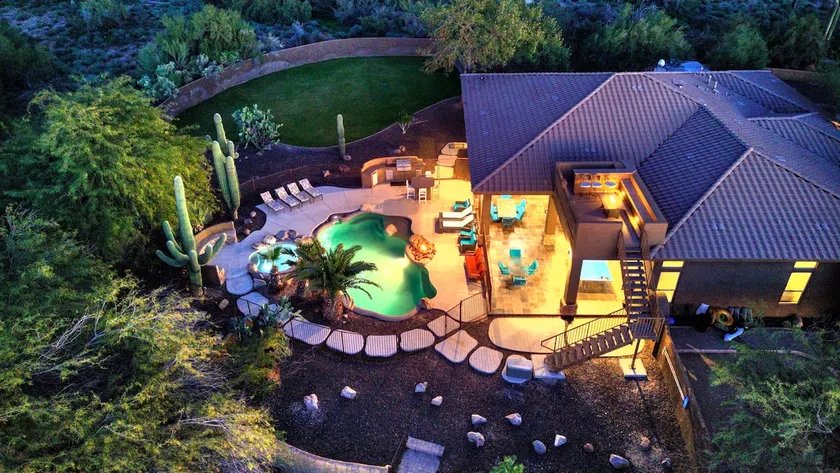 Custom Home 2 ACRES True Indoor-Outdoor Living - Image 1