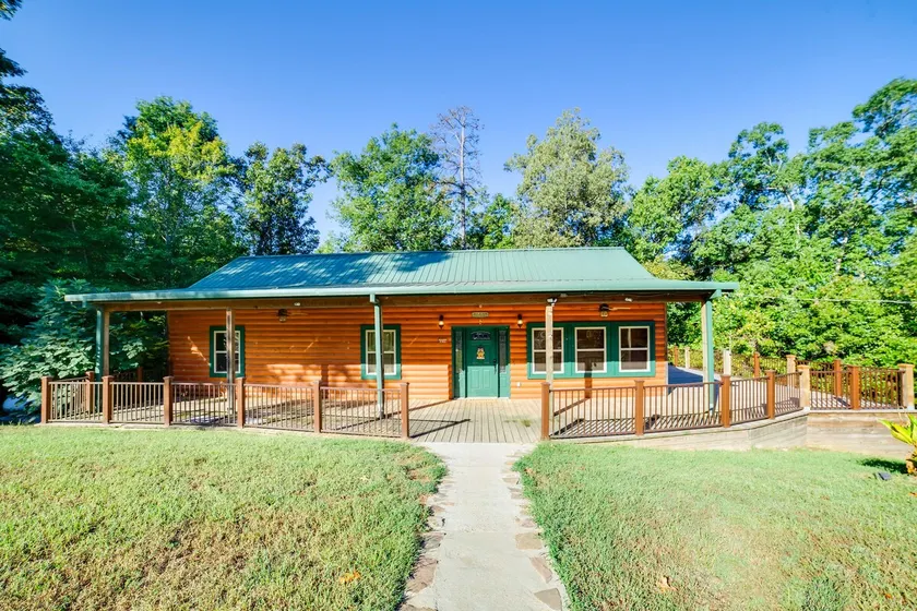 Grenada Lake Cabin: Fishing & Fox Hunting Retreat! - Image 1