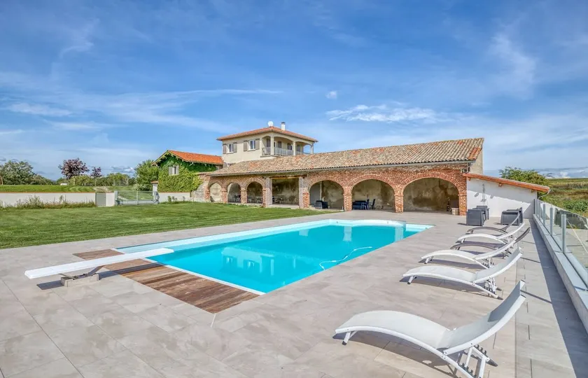 Family villa at 1H15 from Lyon - Image 1