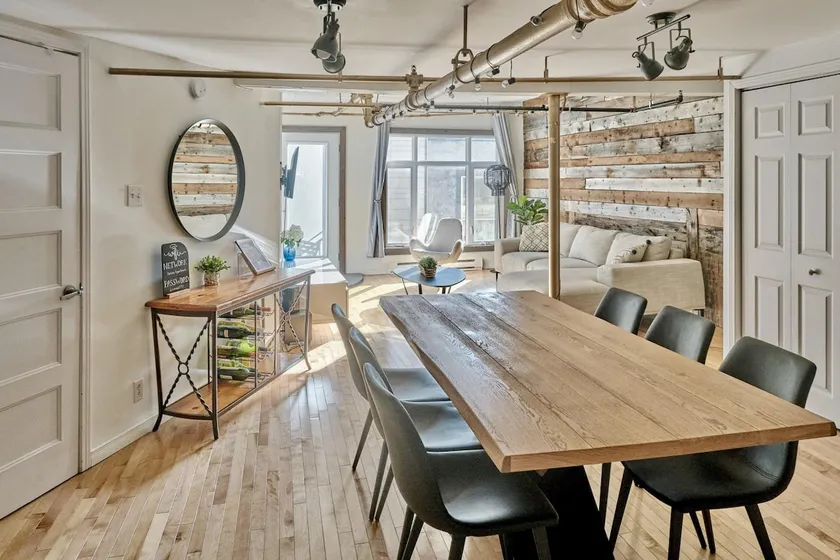 Lion's Den // Spacious 1500 sqft (2 WC) - Downtown - Image 1