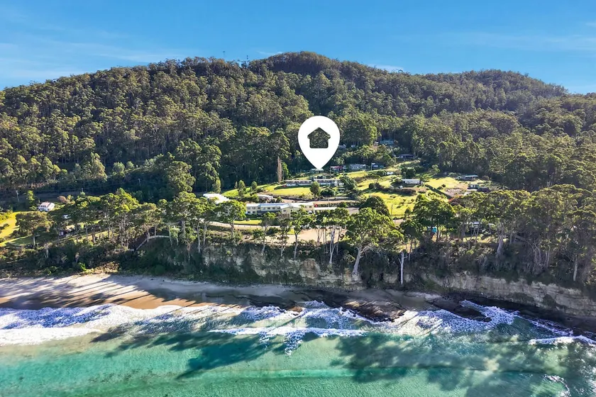 Pirates Bay Retreat - Image 1