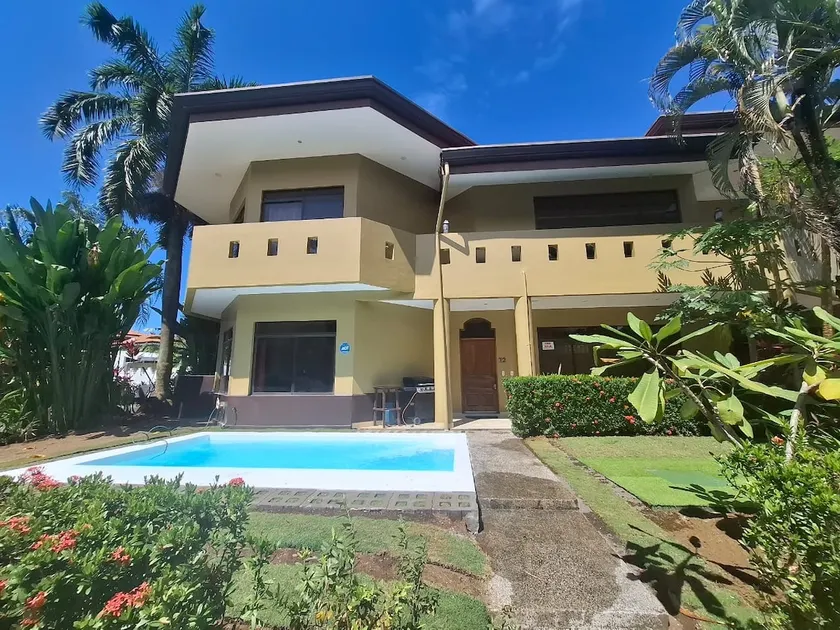 Stylish Sol & Arena+ Pool Table + Private Pool & Jacuzzi + Gas BBQ +Pet Friendly - Image 1