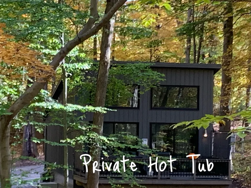 ”THE MOON” Cabin with Private Hot Tub Deck - Image 1