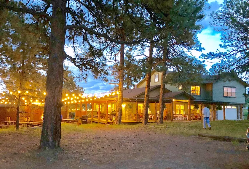 Colorado Lodge, Rustic Barn and Picnic Area i Pine Tree Park rekreationsområde - Image 1