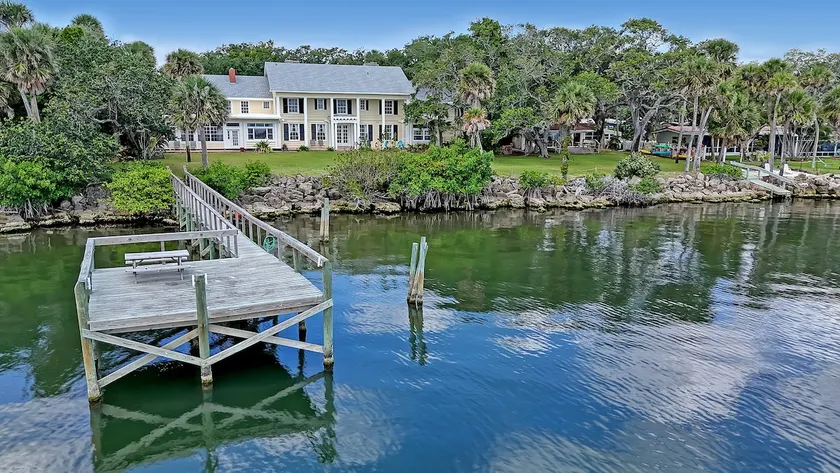 Waterfront 1King/1ba Sleep 3 Full Apt 1st Floor O - Image 1