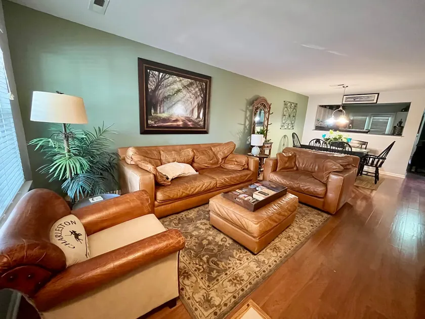 Relax in Designer Style! - Image 1