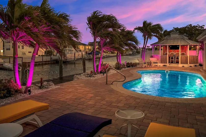 Ocean Breezes 3bed / 3bath med privat pool och dockning - Image 1