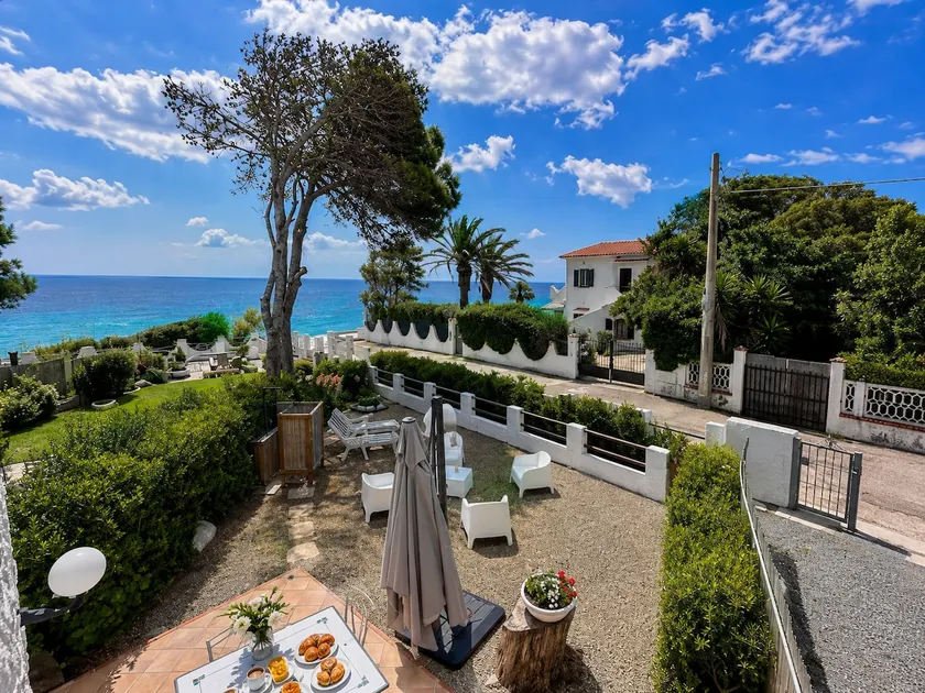 La Perla Marina GP at only 10 mt from the beach - Image 1