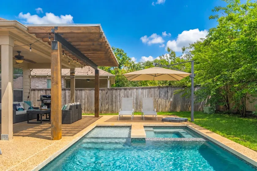 Family friendly w/ beautiful pool, SPA, and BBQ terrace! - Image 1