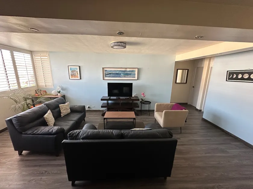Exclusive condominium close to the border - Image 1
