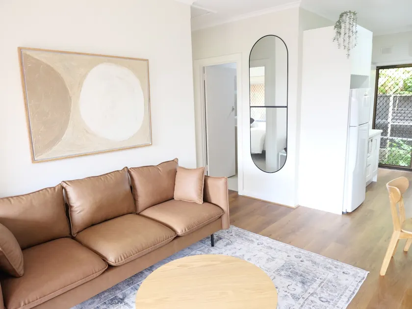 Almond Stay - Image 1