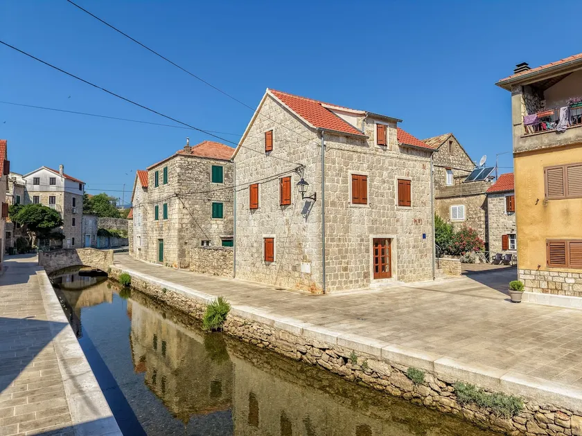 House Morko - Image 1