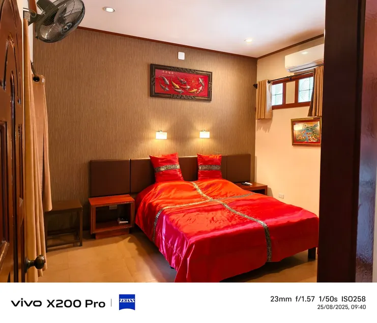 R/1 Itsaris Guest House , own bathroom and kitchen - Image 1