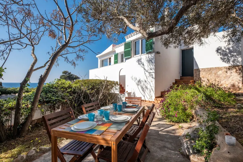 Charming house with natural light two steps from the sea - Image 1