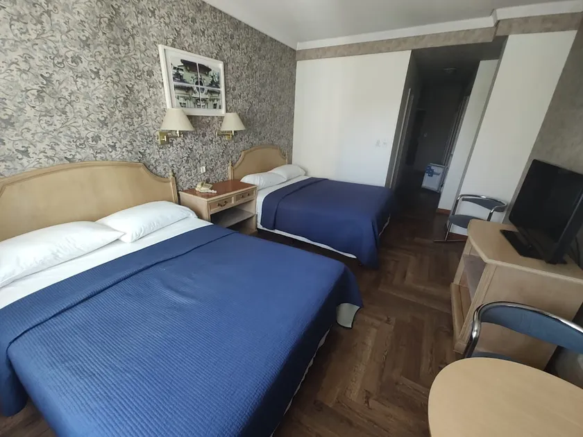 Central Apart, Parking & Amenities. No Wi-fi - Image 1