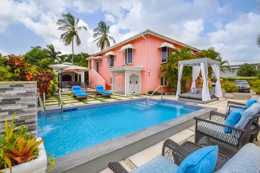 3 minuti a piedi dalla spiaggia - Blessed Manor 6 Bed House) - Image 1