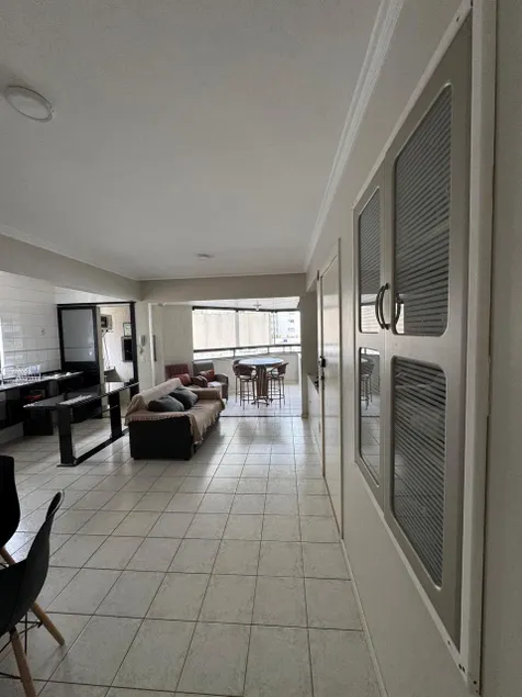 3 bedroom apartment “great location” - Image 1