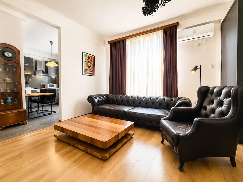 Spacious & Quiet stay Near Vake Park • Bright - Image 1