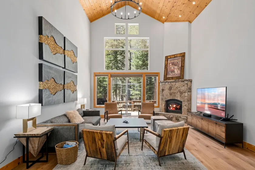 Pet-Friendly Lodge | Walk to Clubhouse & Dining - Image 1