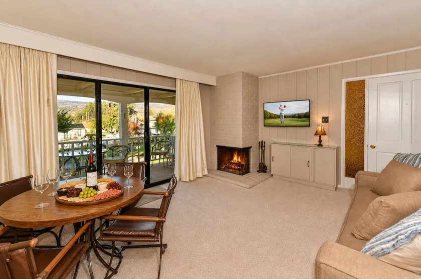 Relaxing wine country condo at Silverado in Napa - Image 1