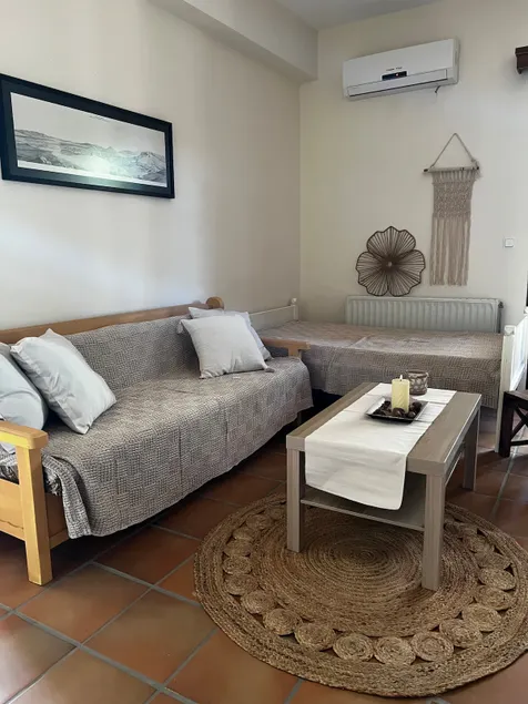 Almyra Residence I - Image 1
