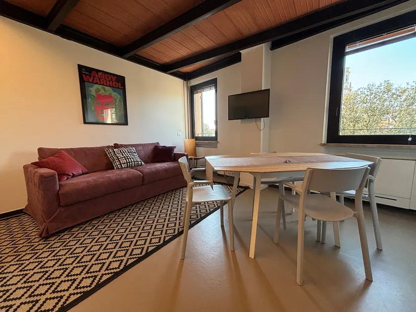 Rivadige Suite - Image 1