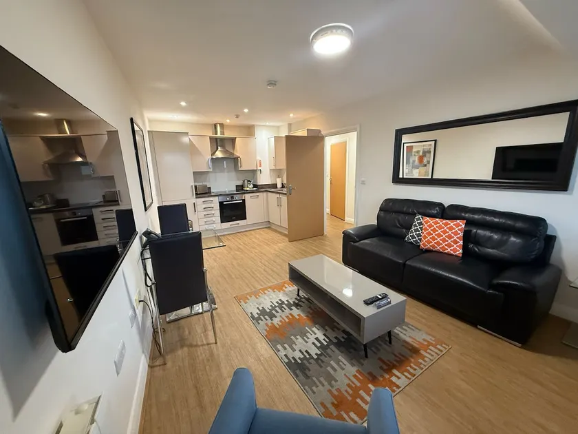 Deluxe Two Bedroom apartment at City Wall House by House of Fisher - Image 1