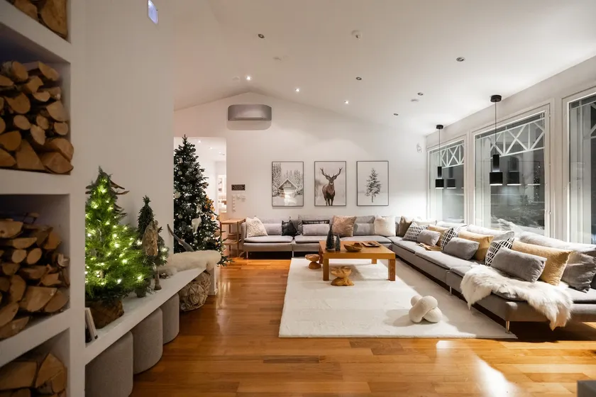 Arctic Circle Luxury House - next to Santa's Village - Image 1