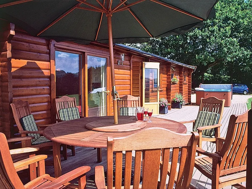 Cider Mill Lodge - Hw7420 - Image 1