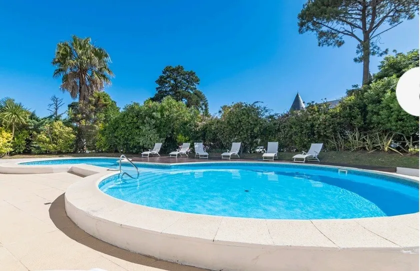 POOL , BASEMENT GARAGE, 24 HOUR DOORMAN - Image 1