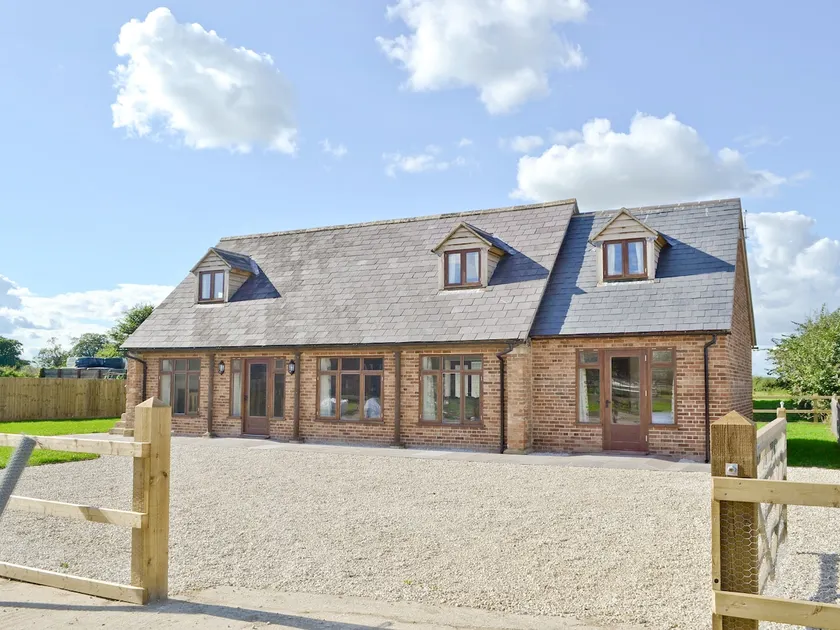 The Granary - W43949 - Image 1