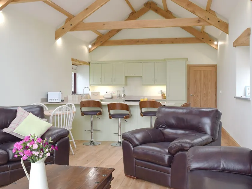 Southlands Barn - Image 1