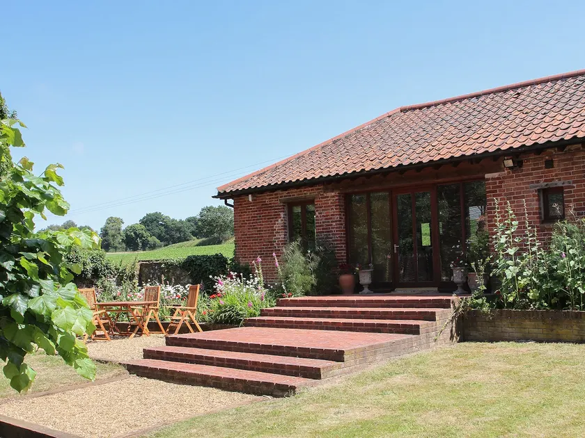 Elm Tree Barn - Image 1