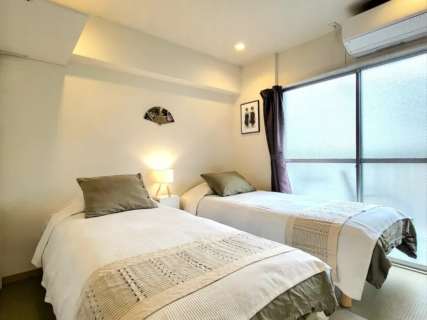 2F Spacious Apartment in Shibuya/ Shinjuku Tokyo - Image 1