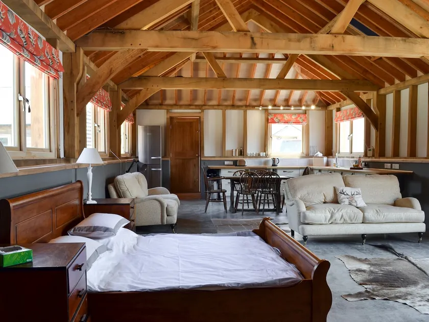 Little Barn - UKC2539 - Image 1