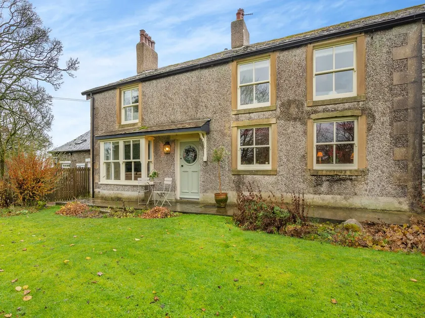 Graydon Cottage - Image 1