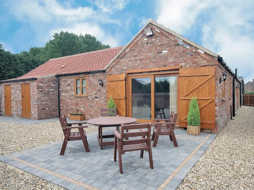 George's Gaff - E4432 - Image 1