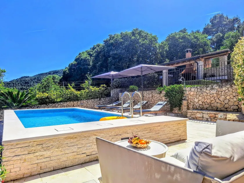 Villa Aurelia, votre centre de bien-être et spa familial - Image 1