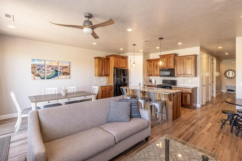 Upgraded 3BR on the 18th - Sunrise & Canyon Views - Image 1