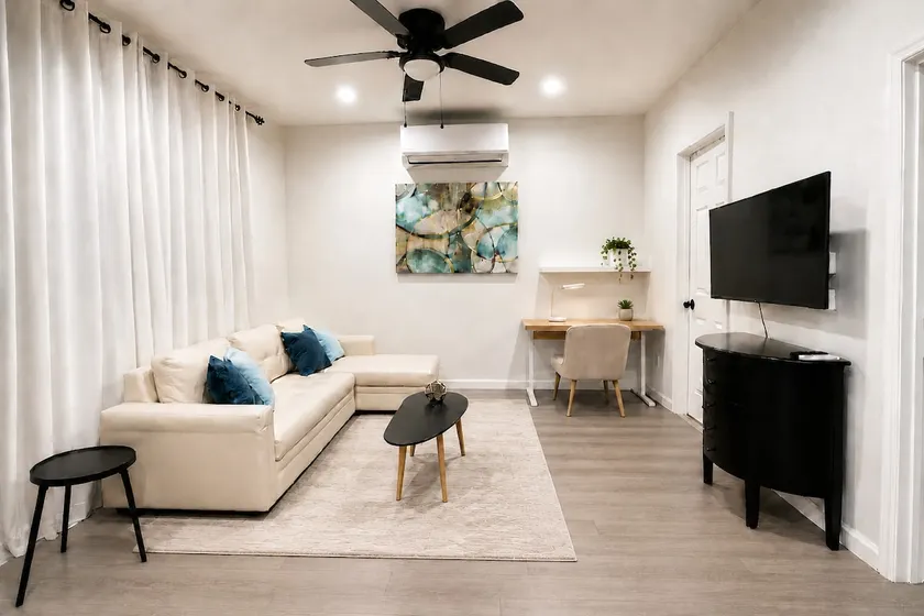 Condo-style 1 BED, Close to Northridge hospital - Image 1