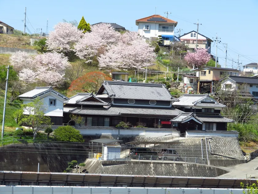 新尾道駅より徒歩６分！　SHIN-ONOMICHI KUROCHAN'S HOUSE - Image 1